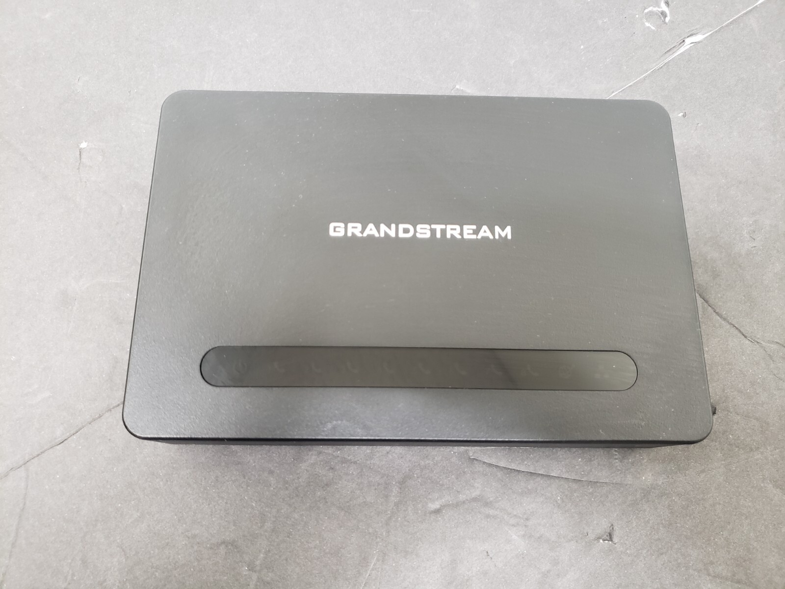 Grandstream HT818 8-Port Analog Telephone Adaptor * READ DESCRIPTION *