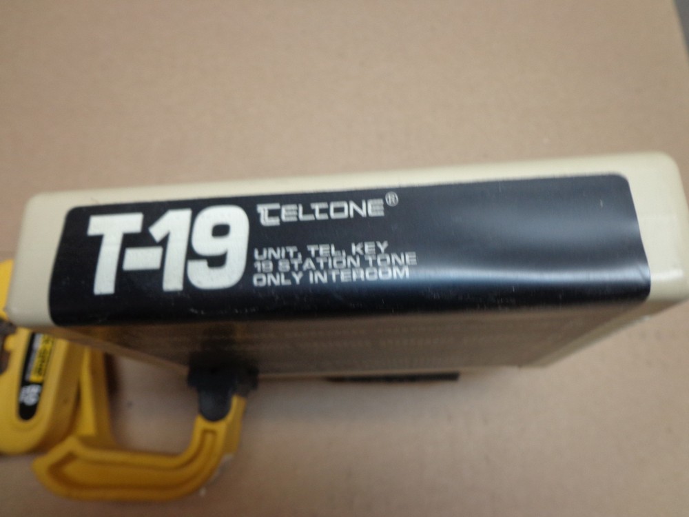 19 Stations Tone only Key Intercom Unit by Teltone