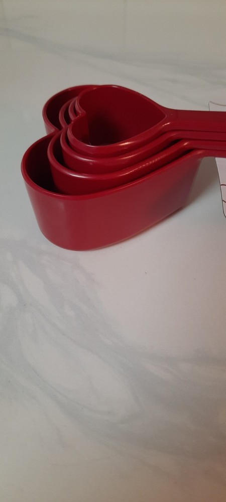 Red Heart Shape 4 Pc Measuring Cups