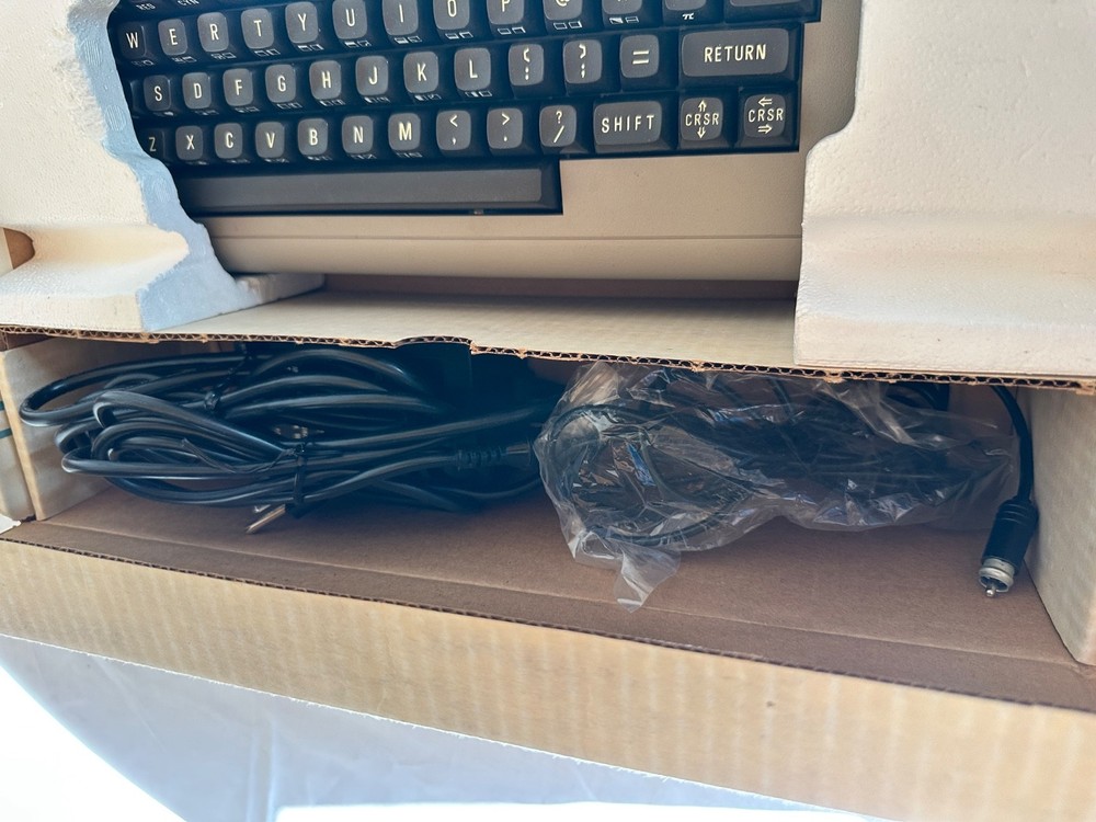 Commodore 64 Personal Computer W/ Original Box - POWERS ON