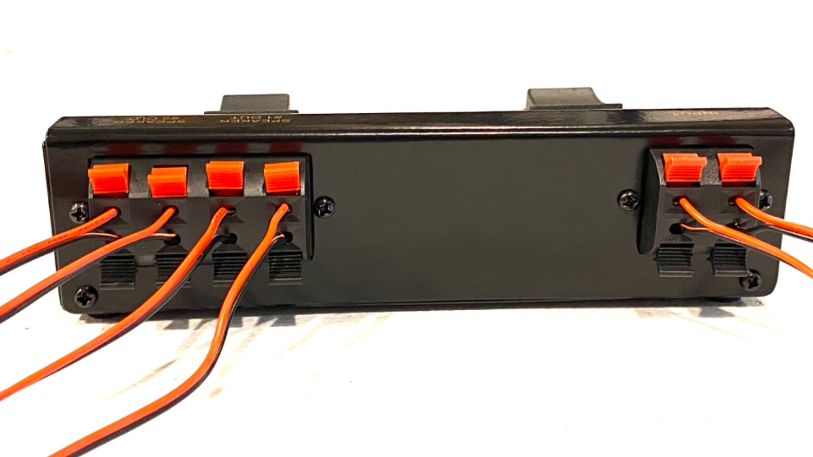 A/B A+B Switch 1 IN - 2 OUT 2 Way Stereo Receiver Speaker Set Selector