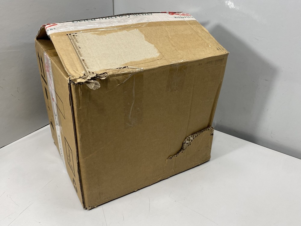 Leica DM500 Binocular Microscope