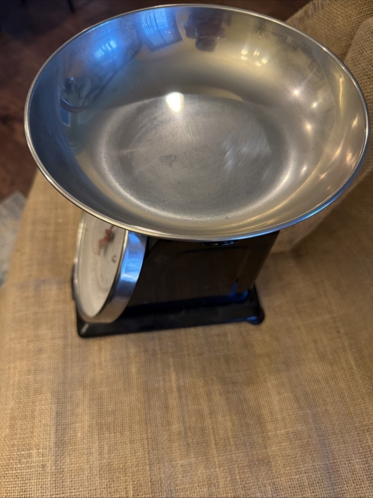 Mechanical Kitchen Scale Black With Silver Bowl