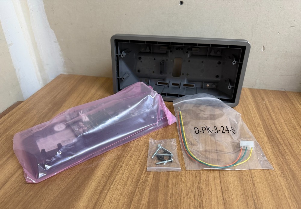 Sapling SBL-31S-254-4R Digital IP Clock New
