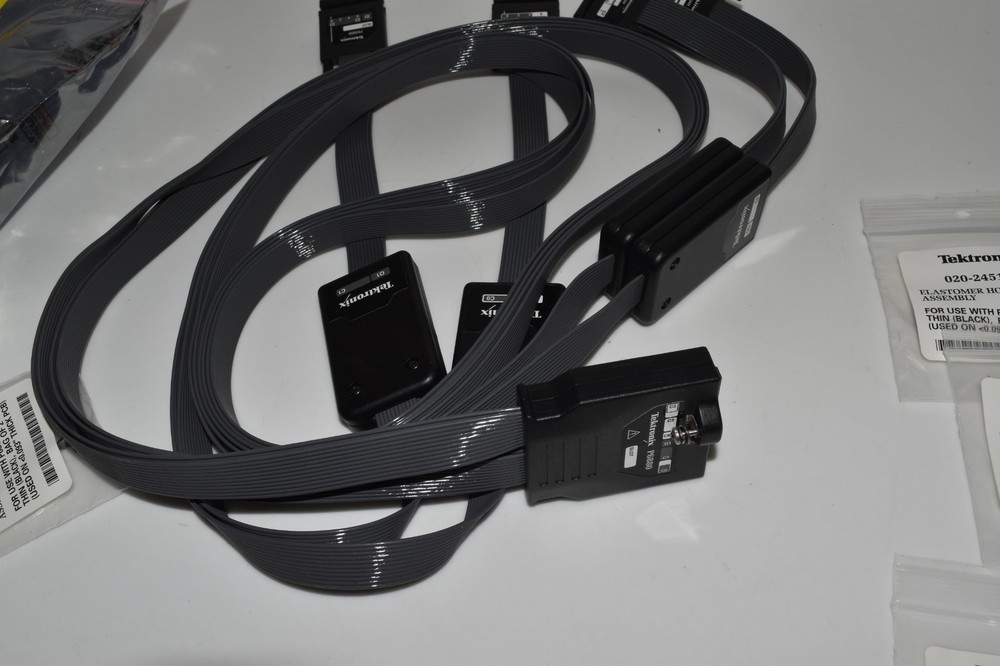 ^^ TEKTRONIX P6880 LOGIC ANALYZER W/ ELASTOMETER HOLDER ASSEMBLY - NEW (TSM106)