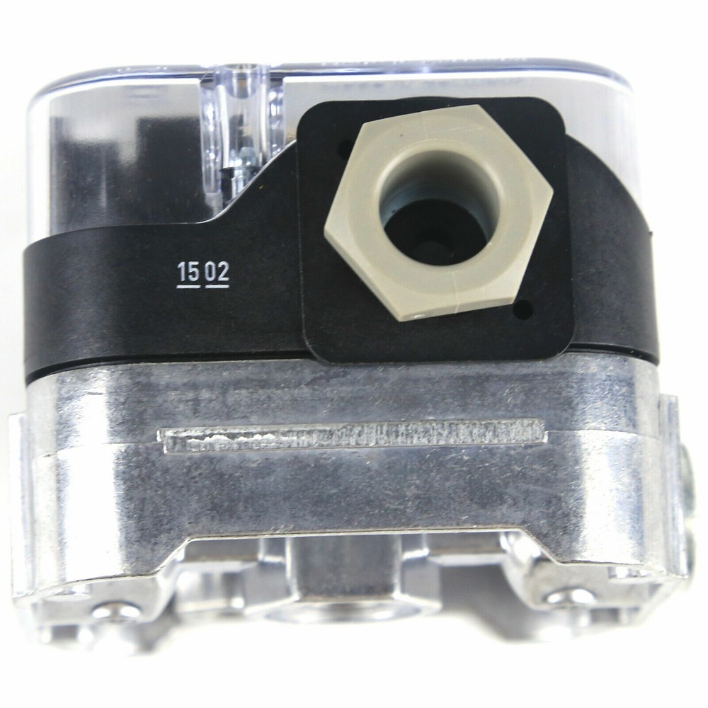 NEW IN BOX DUNGS GW3A4