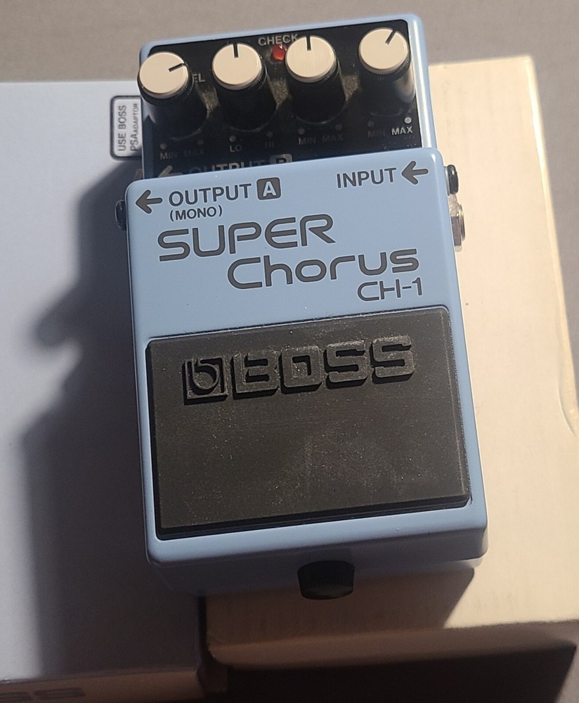 BOSS CH-1 Super Chorus Pedal