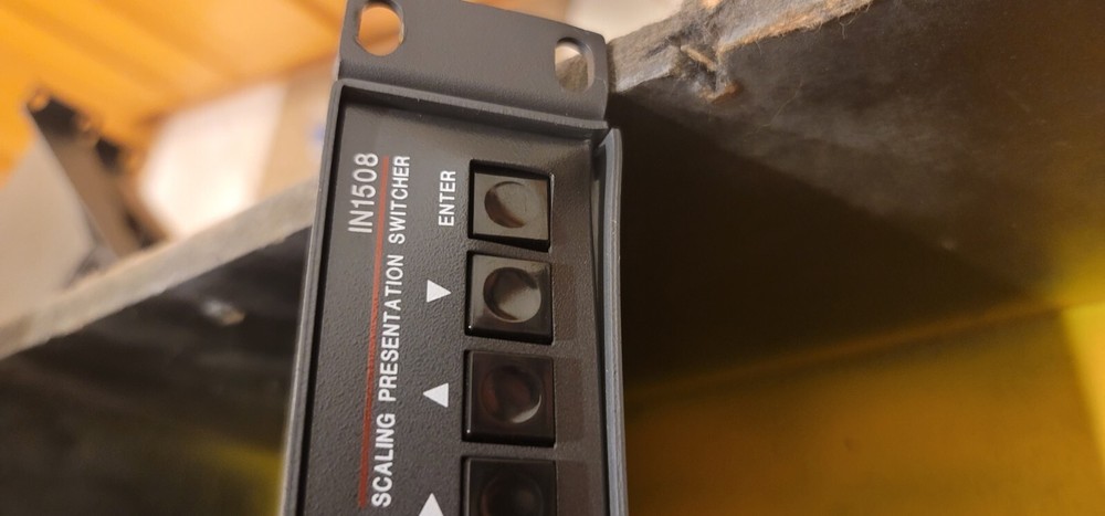 Extron IN1508 Video Scaling 8 input Presentation Switcher