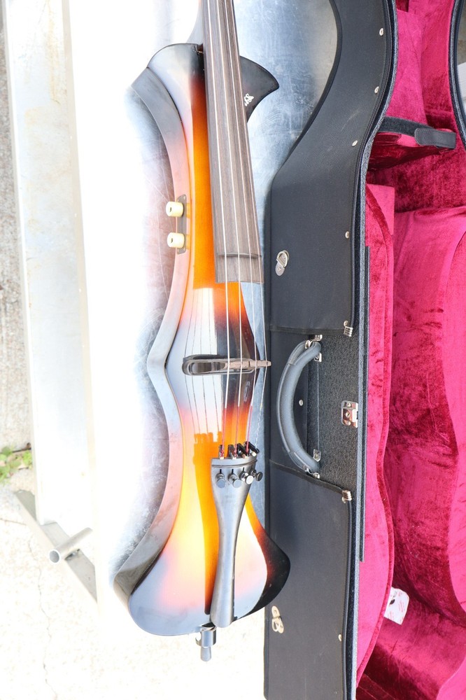 Straus Electric Cello NO Bow RM