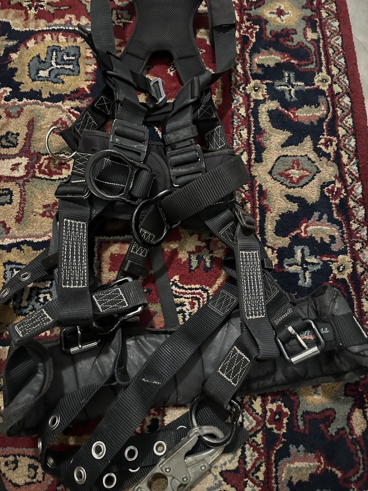 WestFall Pro Ascend Tower Climbing Harness - With Lanyard