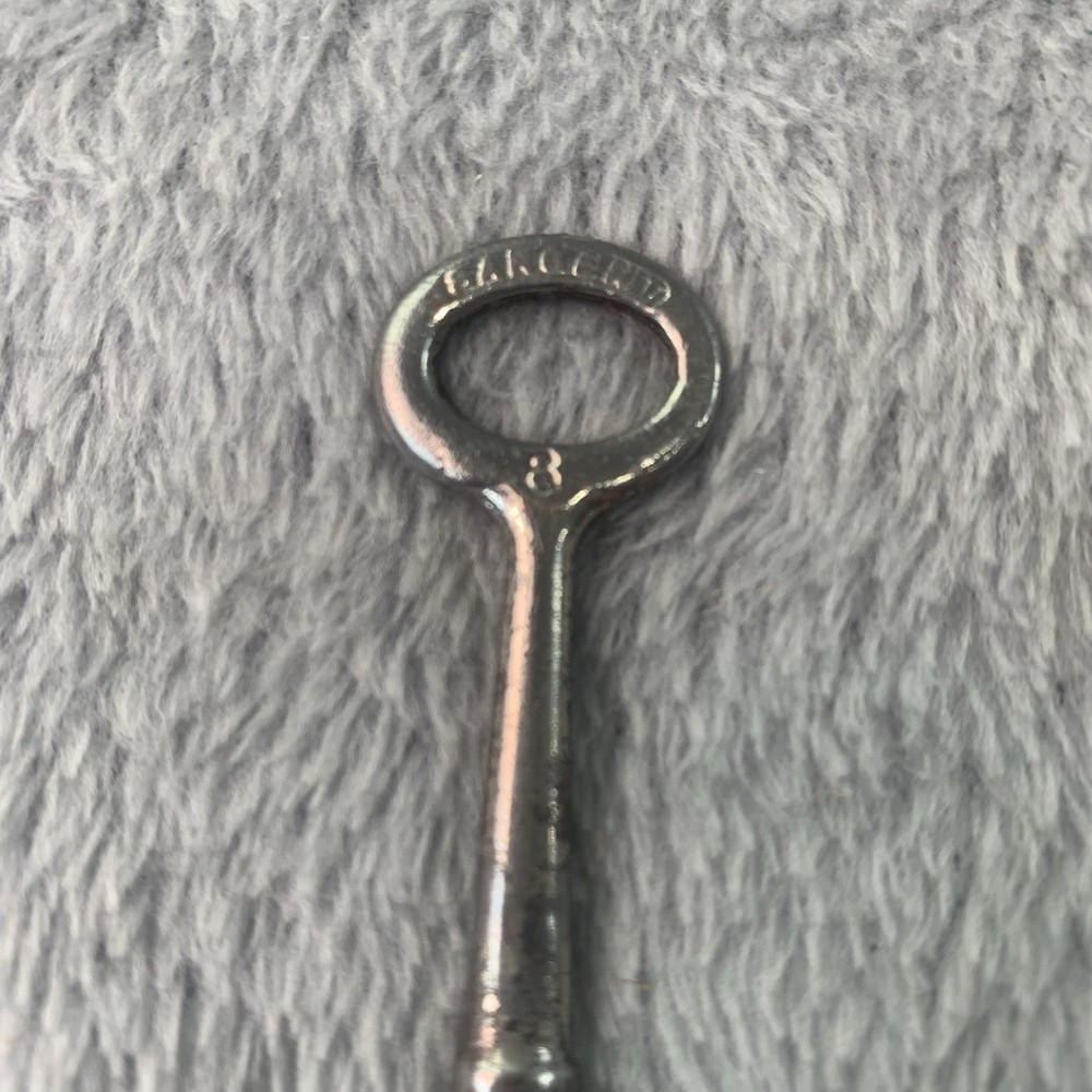 Antique SARGENT Skeleton Key #8 Mortise Lock Vtg Solid Barrel Single Bit S1