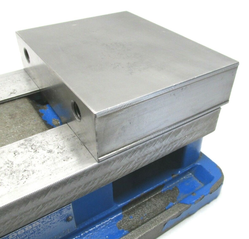 KURT ANGLOCK 6" MILLING MACHINE VISE w/ HANDLE - #D688