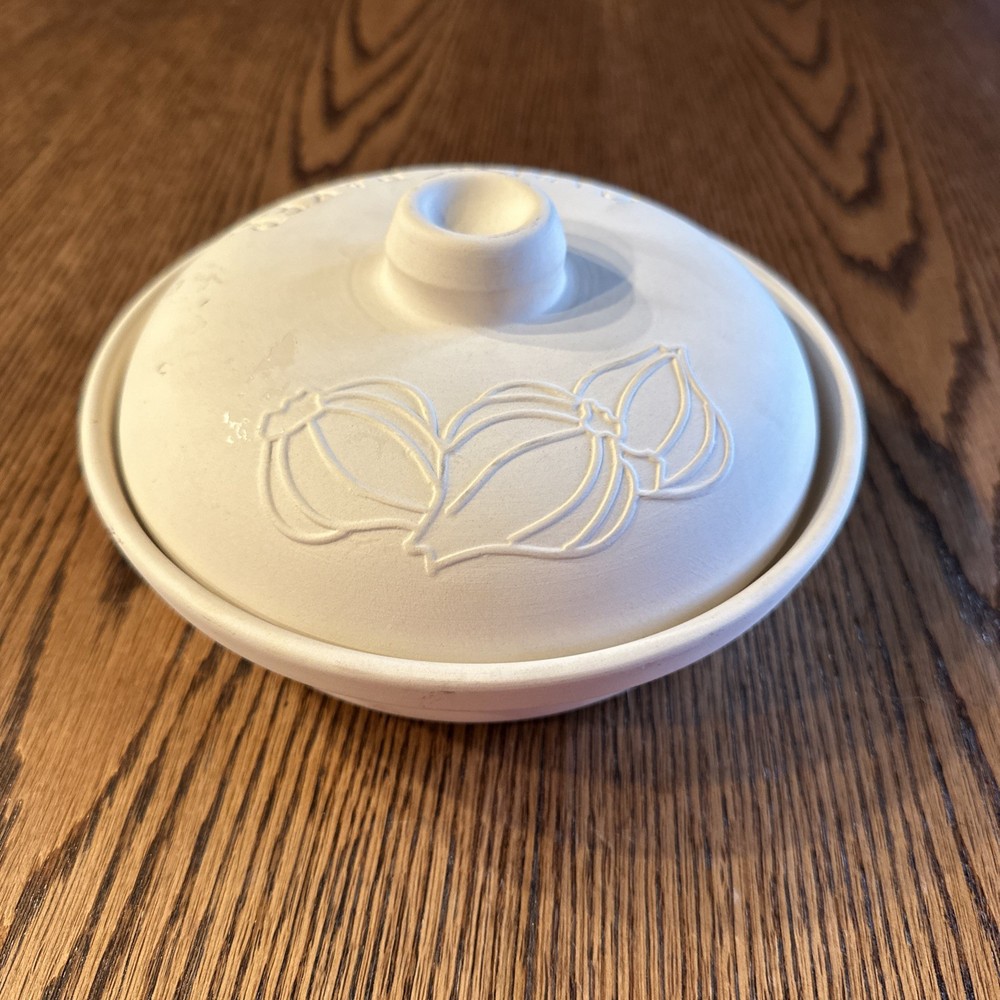 Superstone Sassafras Garlic Baker Ceramic 7.5”