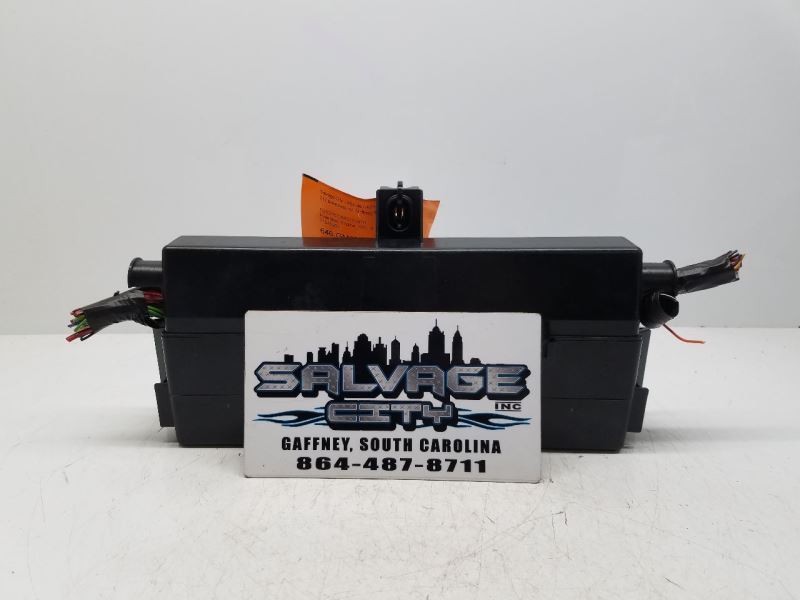 Fuse Box Engine Fits 04-07 Cadillac CTS OEM