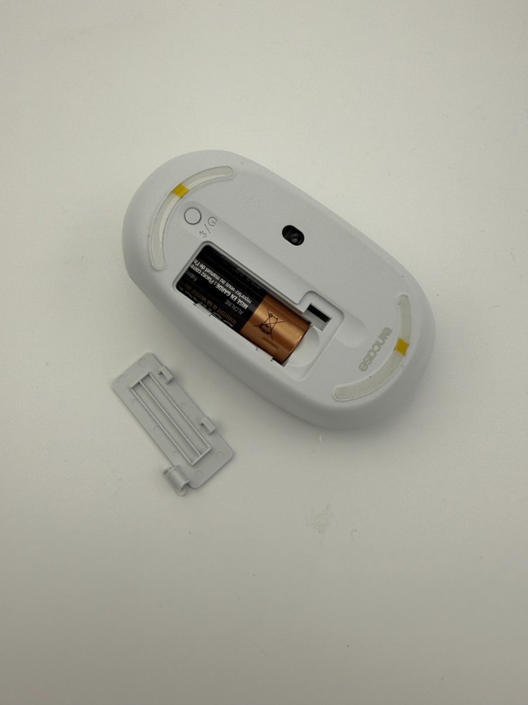 Incase - Bluetooth Mouse Designed by Microsoft - Wireless - Glacier