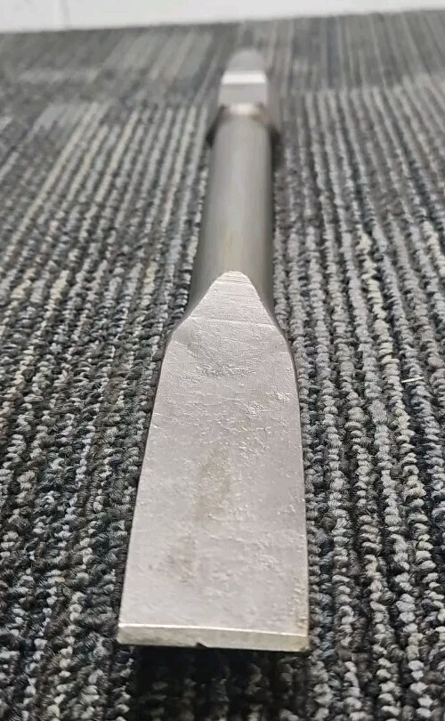 Flat Chisel Point Jack Hammer Bit 1-3/8” - 15.5”
