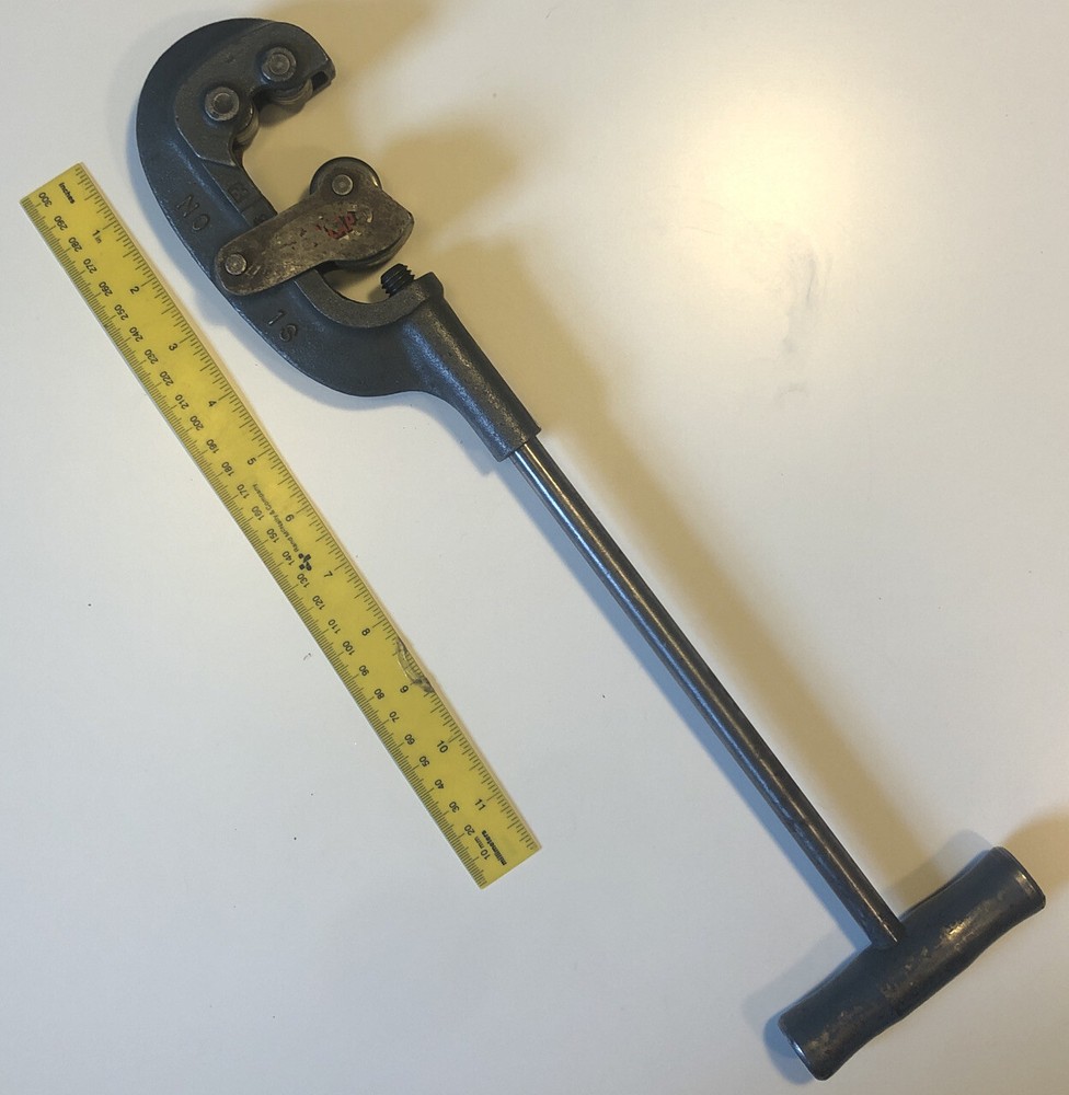 Vintage DUNLAP Pipe Cutter, Model 1S