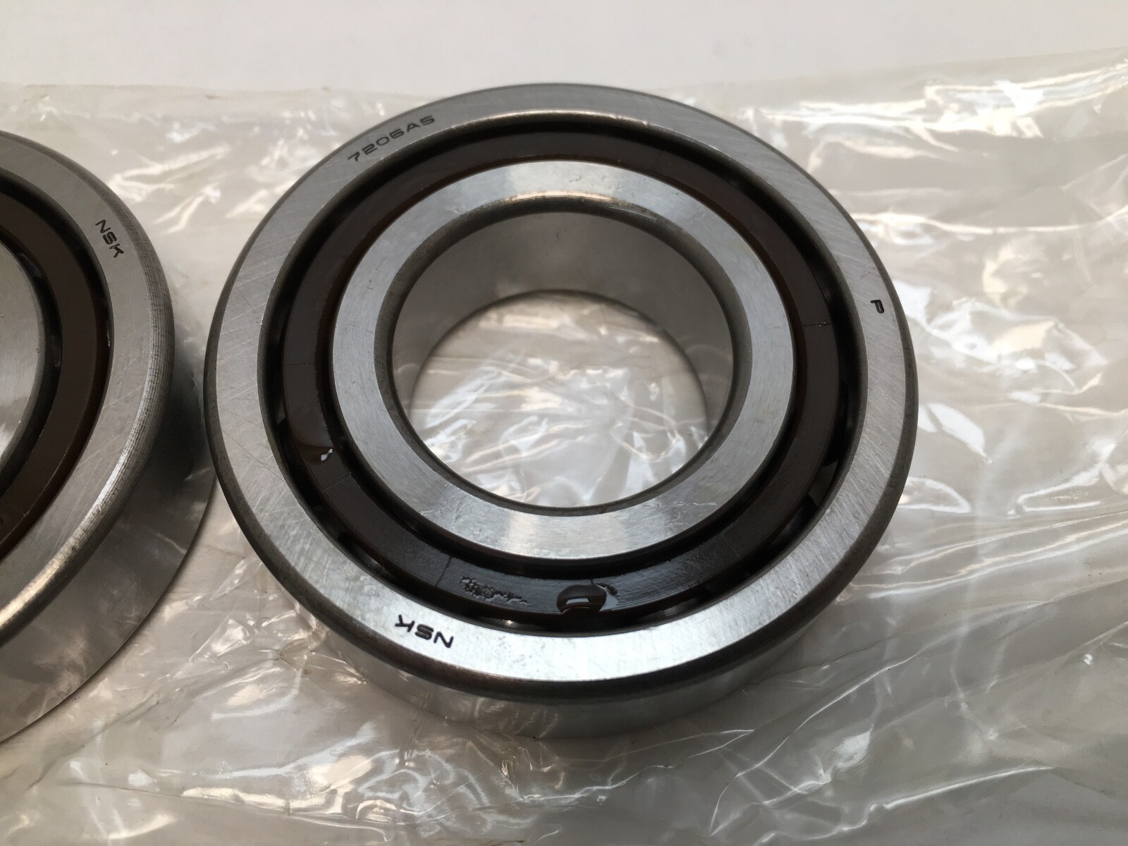 NSK 7206A5TYDUM Angular Bearing 30x62x16 mm 7206A-5TY-DUM Japan 2 pcs