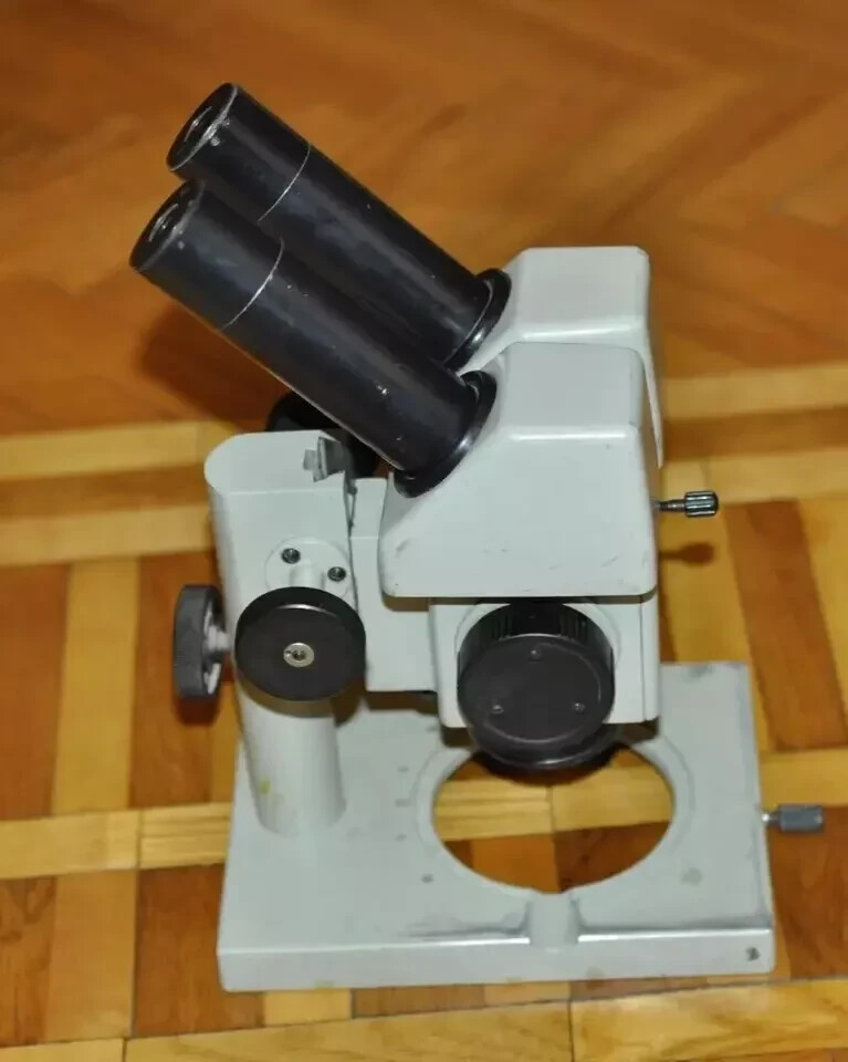 Vintage MICROSCOPE Stereoscopic Binocular MBS-9 LOMO soviet
