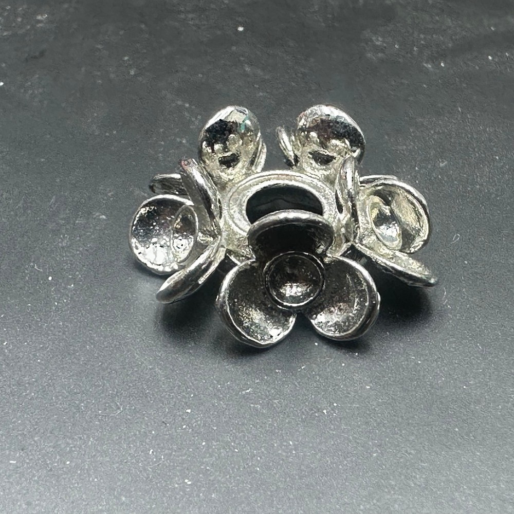 Metal crystal small ball base