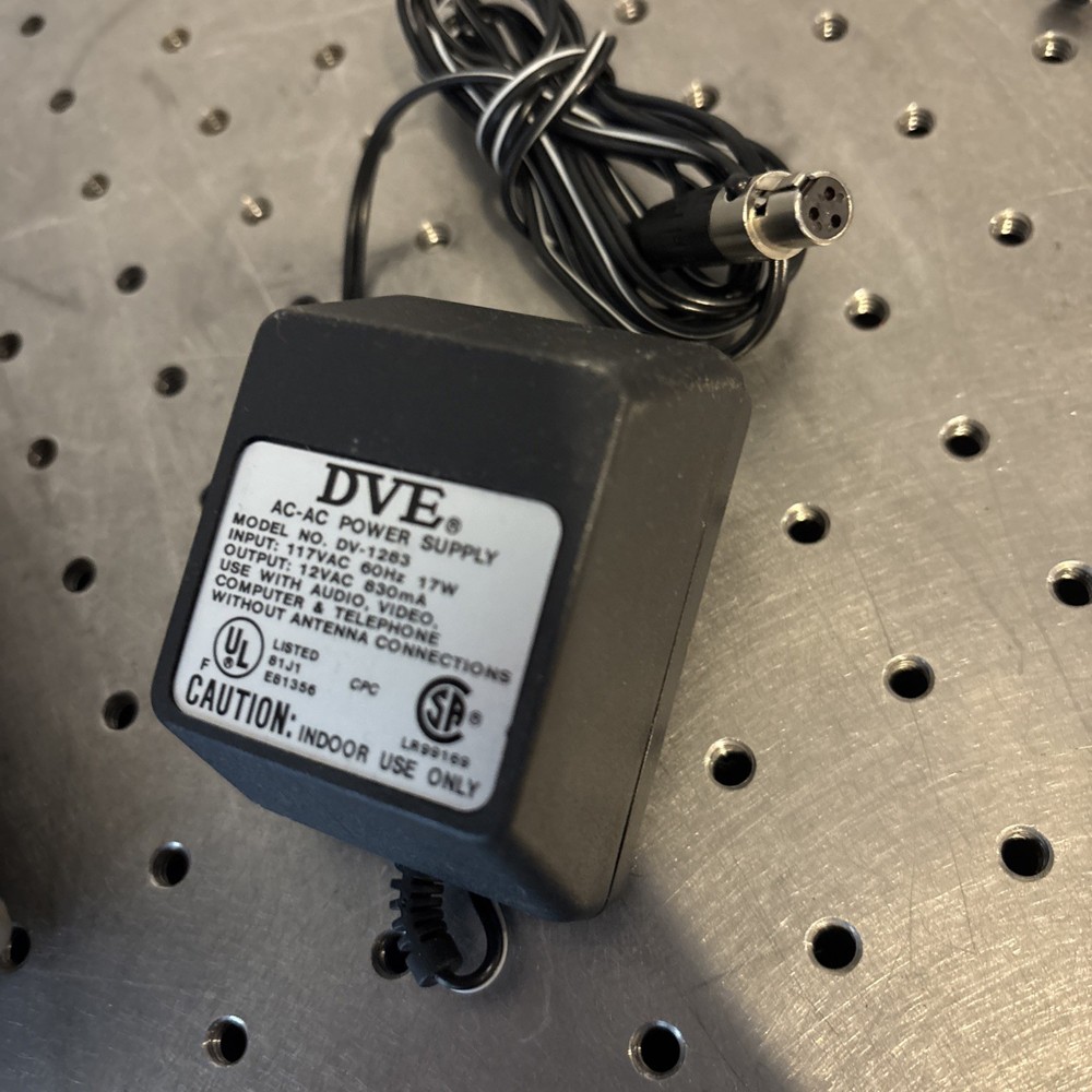 COHU 4815-2000 Solid State Camera w/ DC Power Supply