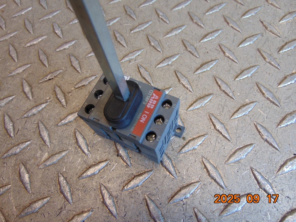 ABB OT16F3 DISCONNECT SWITCH