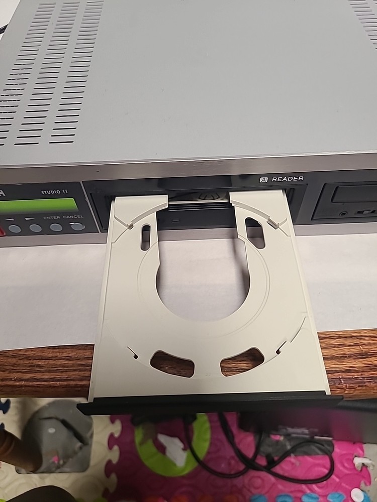 EPOTECH STUDIO 2 Rackmount CD DVD Duplicator Tested For Power ONLY