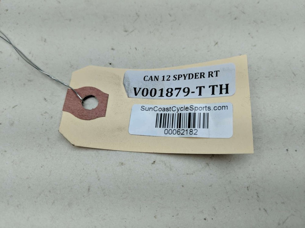 12 Can Am Spyder RT Throttle Cable Lines