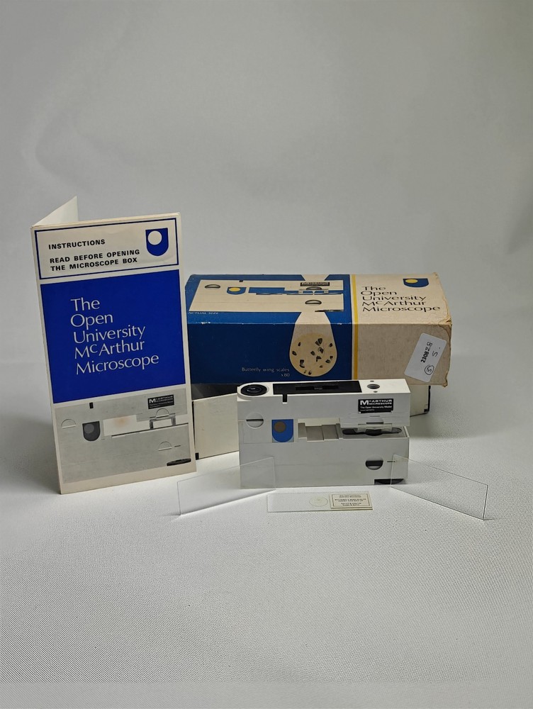 The Open University McArthur Microscope Including 3 Slides 1970 Complete