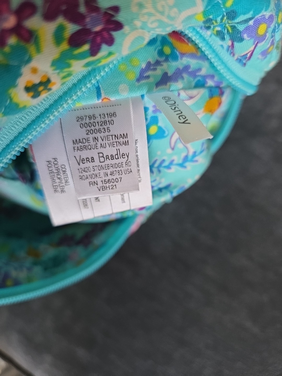 Vera Bradley Disney Bucket Bag-Little Mermaid lightweight quilted crossbody