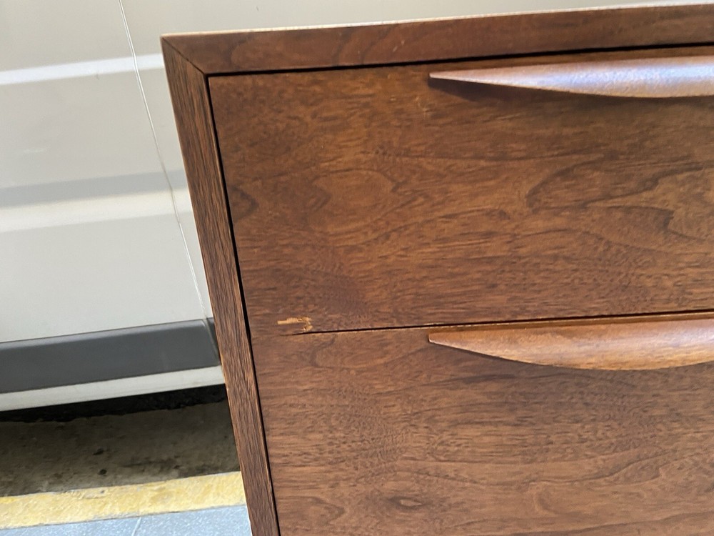 Jens Risom Mid century Modern Walnut Credenza Sideboard Unmarked