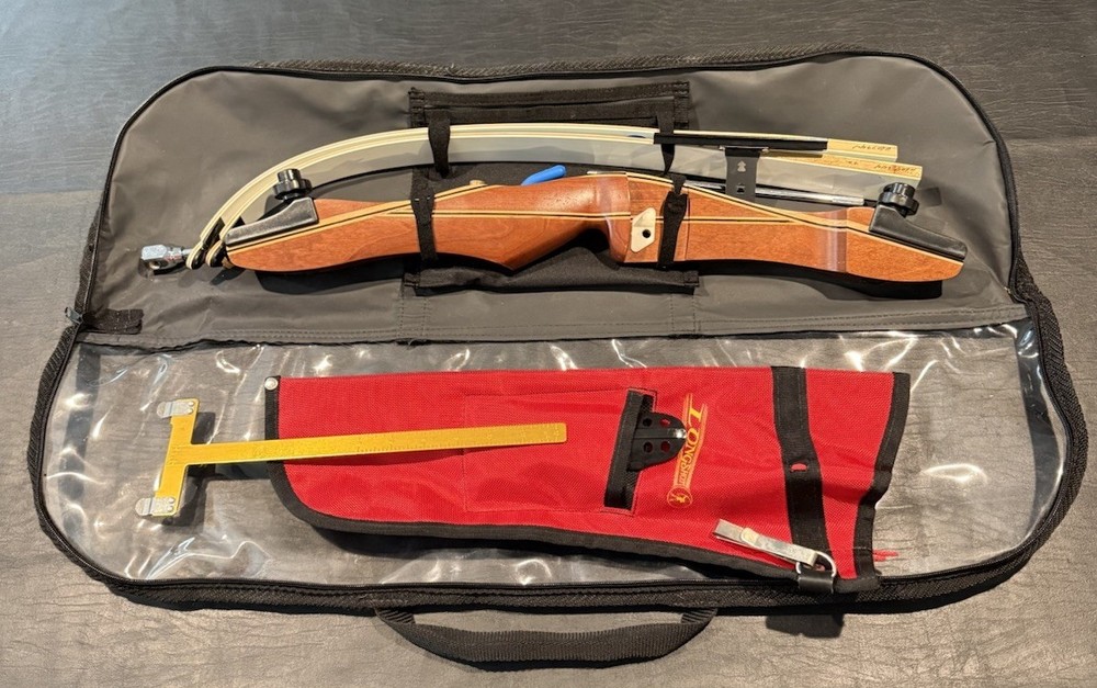 Lyons Wooden Takedown Recurve Bow Kit