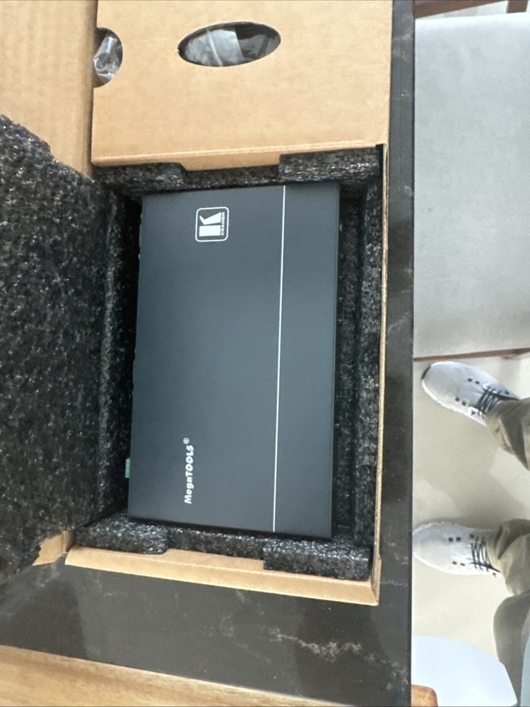 Kramer Electronics VP-426 HDMI/Computer Graphics Video & HDTV Digital ProScale™