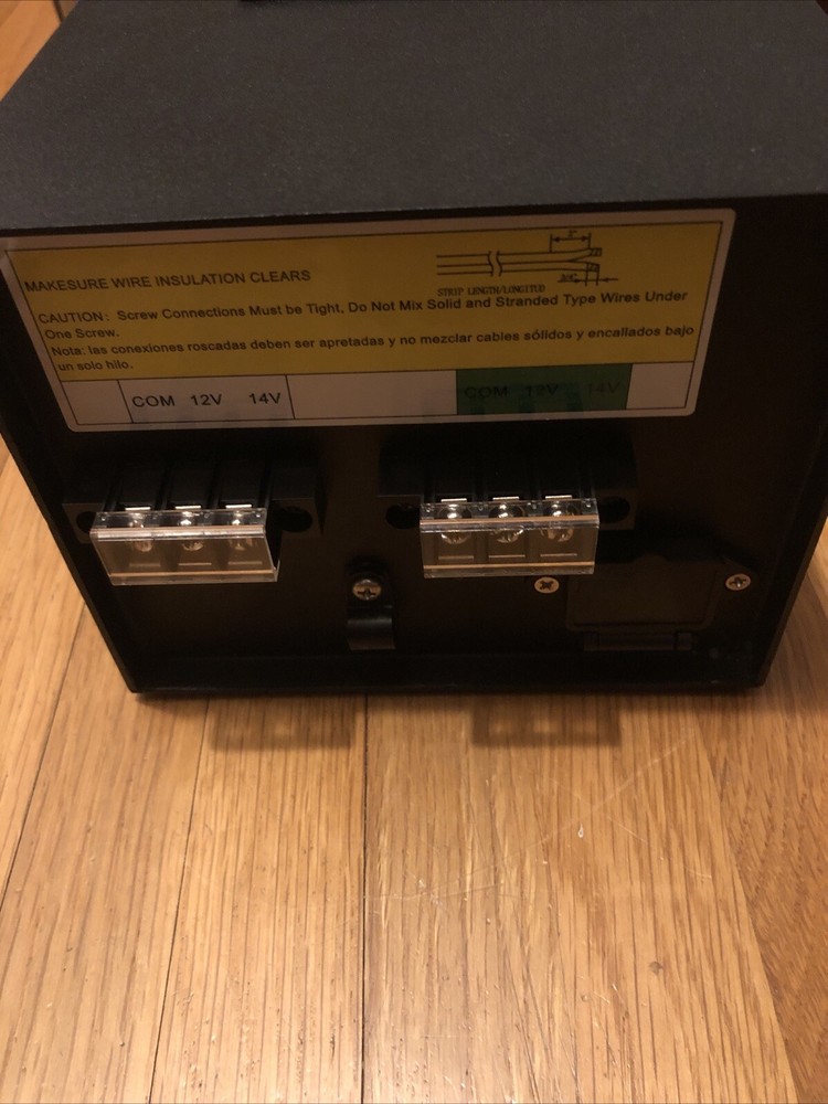 Anytiti 200W Low Voltage Landscape Transformer Low Voltage Timer Remote 120v