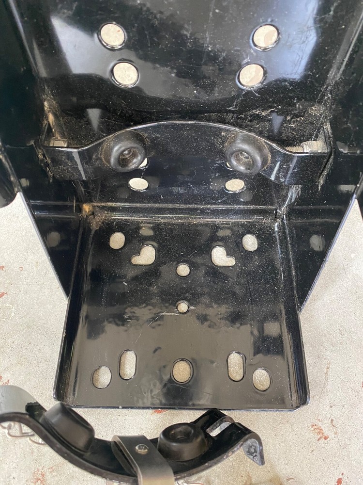 Metal Vehicle Fire Extinguisher Bracket