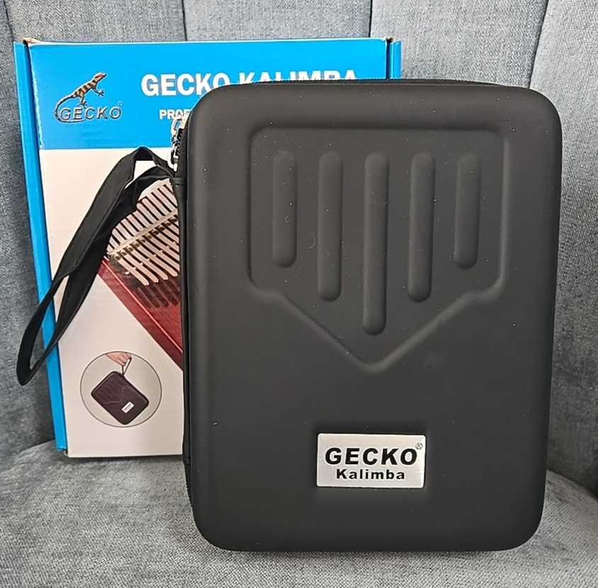 Gecko Kalimba, 17 Key Solid Mahogany Thumb Piano with Case