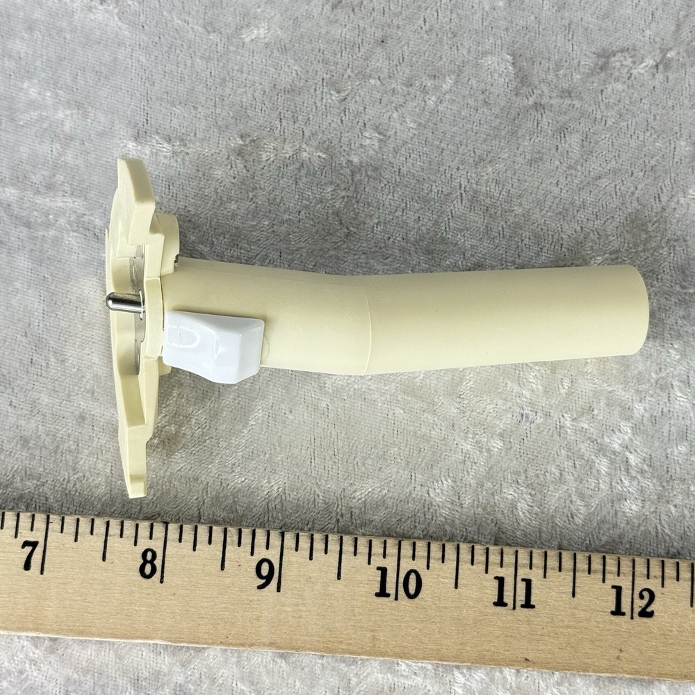Cuisinart Food Processor Replacement Disc Adapter Stem DLC-839ATX New Open Box