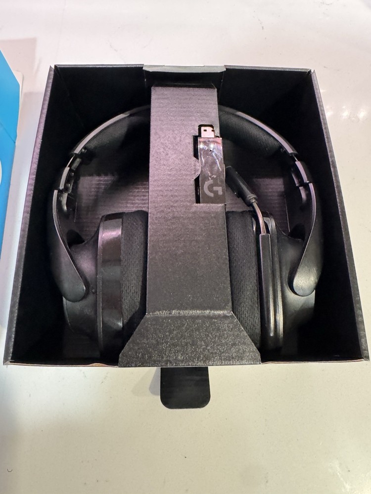 Logitech G Wireless Gaming Bundle – Keyboard, Mouse, Headset, Powerplay