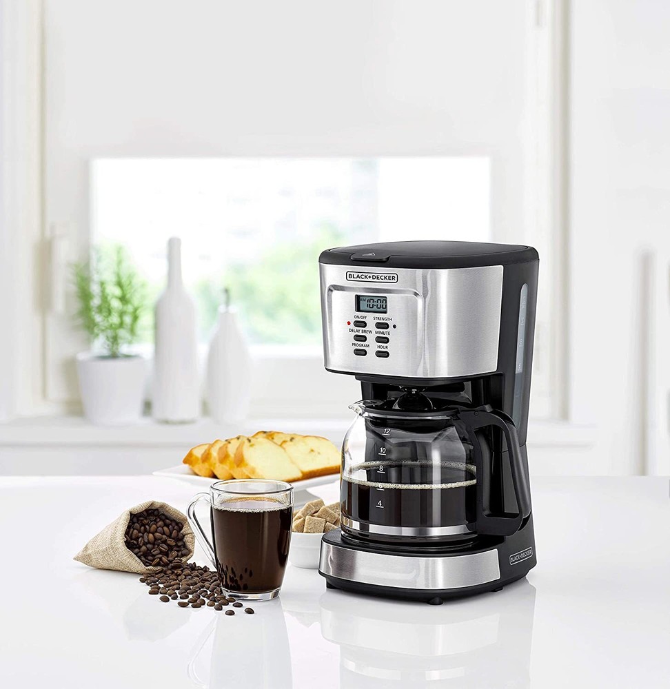 Black & Decker 12-Cups 220 Volt Programmable Coffee Maker 220V Permanent Filter