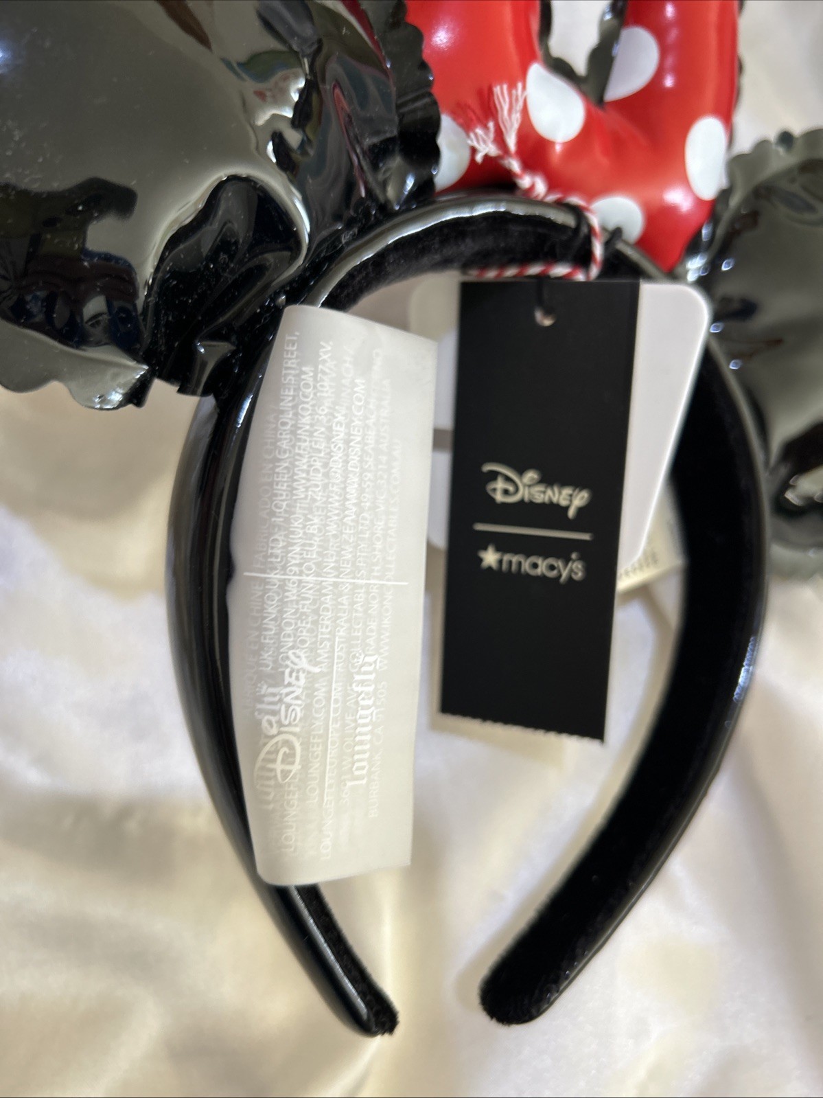 RARE NEW MACYS X LOUNGEFLY 1ST EDITION PARADE MINNIE MOUSE BALLOON AND EARS SET!