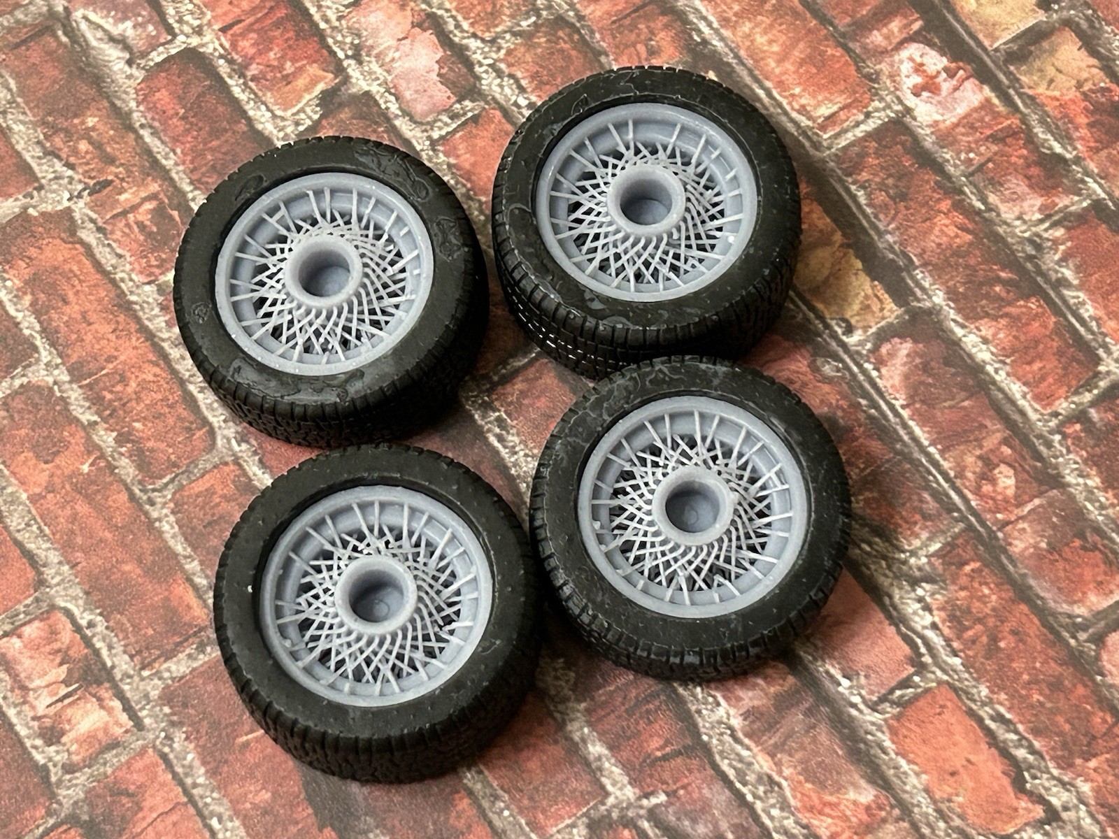 1/24 Scale: 18-inch “Wire Jaguar” Resin Wheels For Sports Cars