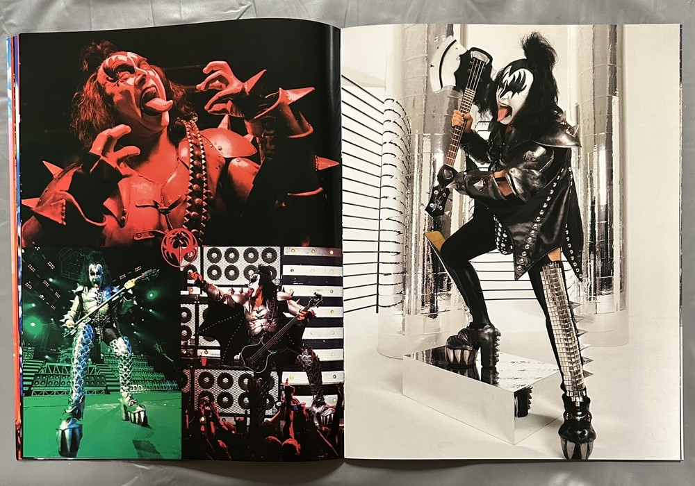 Kiss Alive 35 Sonic Boom Concert Program Tour Book Excellent Condition 11x14