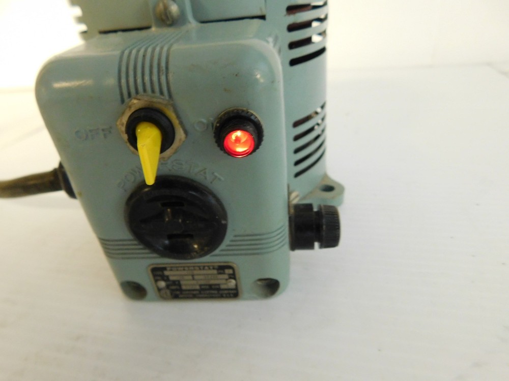 SUPERIOR ELECTRIC CO POWERSTAT VARIABLE AUTOTRANSFORMER TYPE 116 (HQL14)