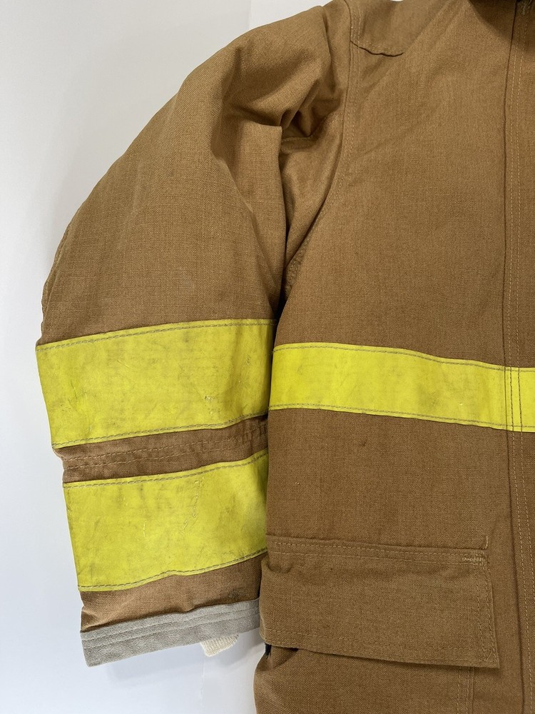 Globe FireFighter Jacket / 1993 / Size 40 Length 35 / USA MADE