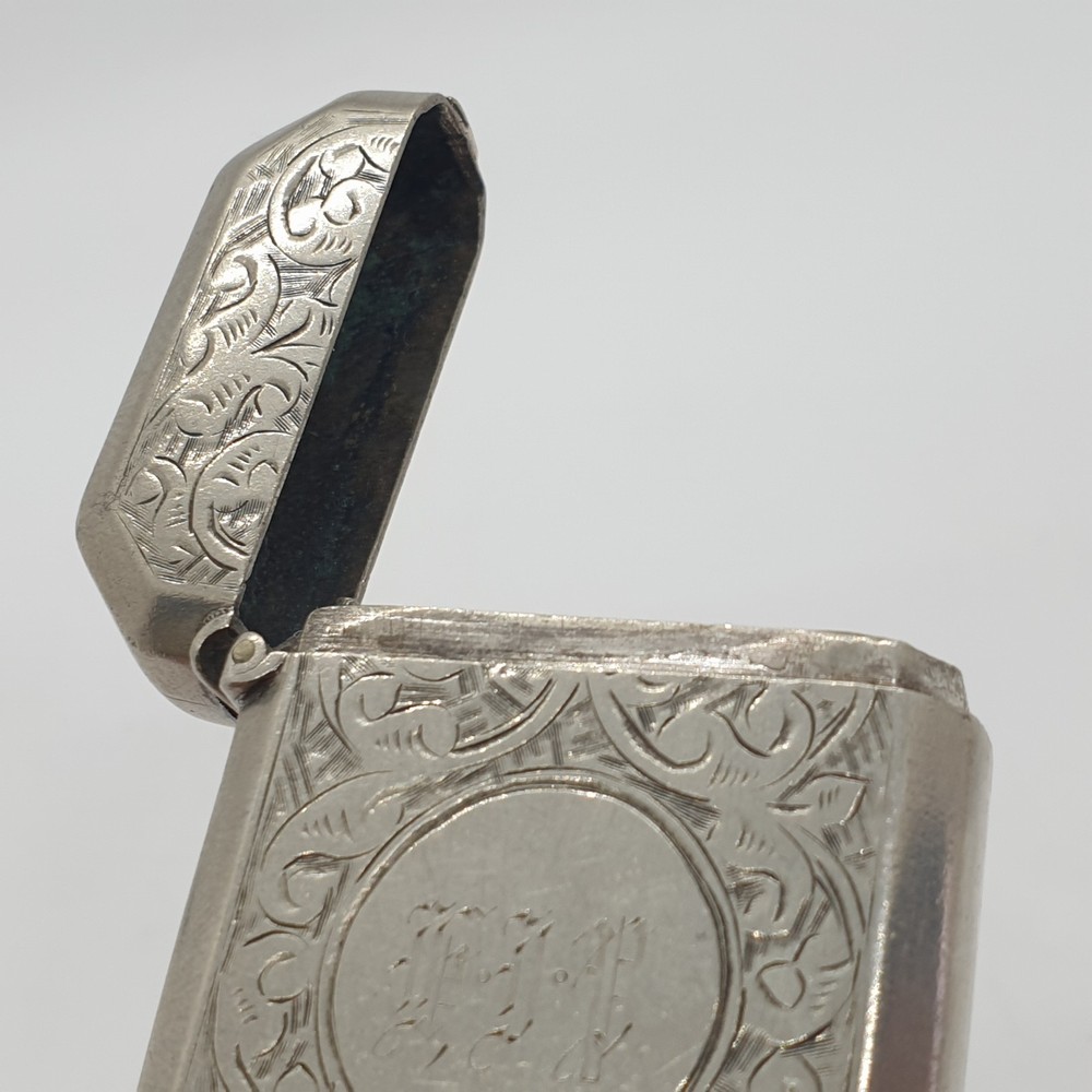 Silver-Plated Vesta Case Match Holder AE1