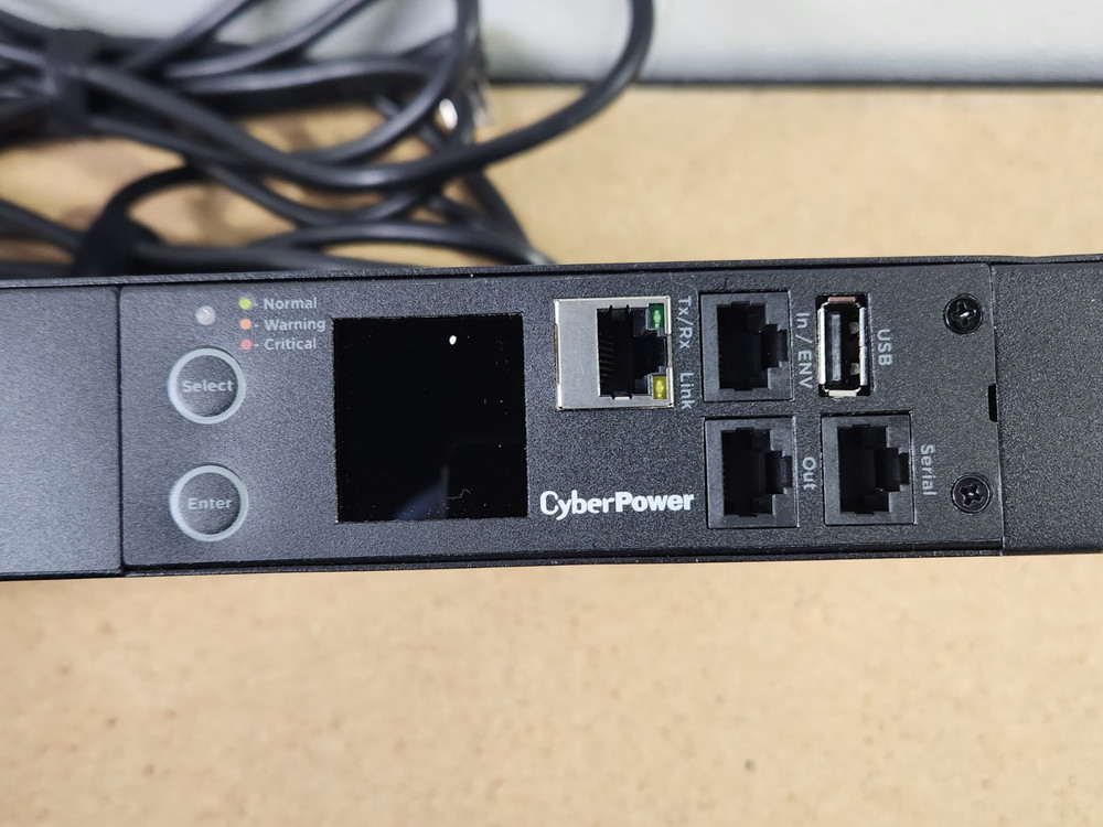 CYBERPOWER PDU44001 Power Distribution Unit