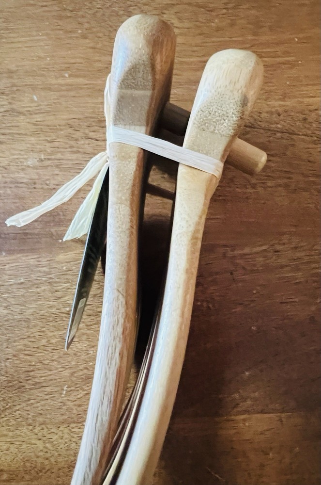 NWT Totally Bamboo Salad Hands Salad Serving Set