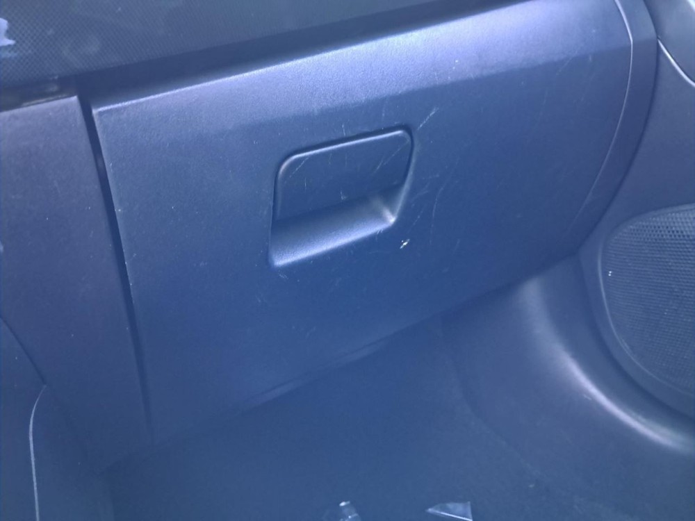 LANCERMIT 2010 Glove Box 4858262