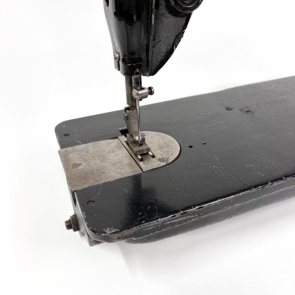 Single Needle Cut Pile Tufting Machine - Head Only