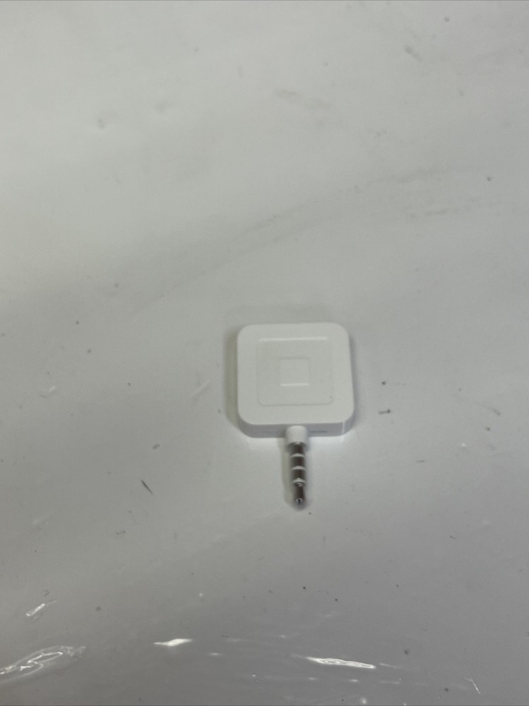 New Square Credit Card Reader for Apple and Android